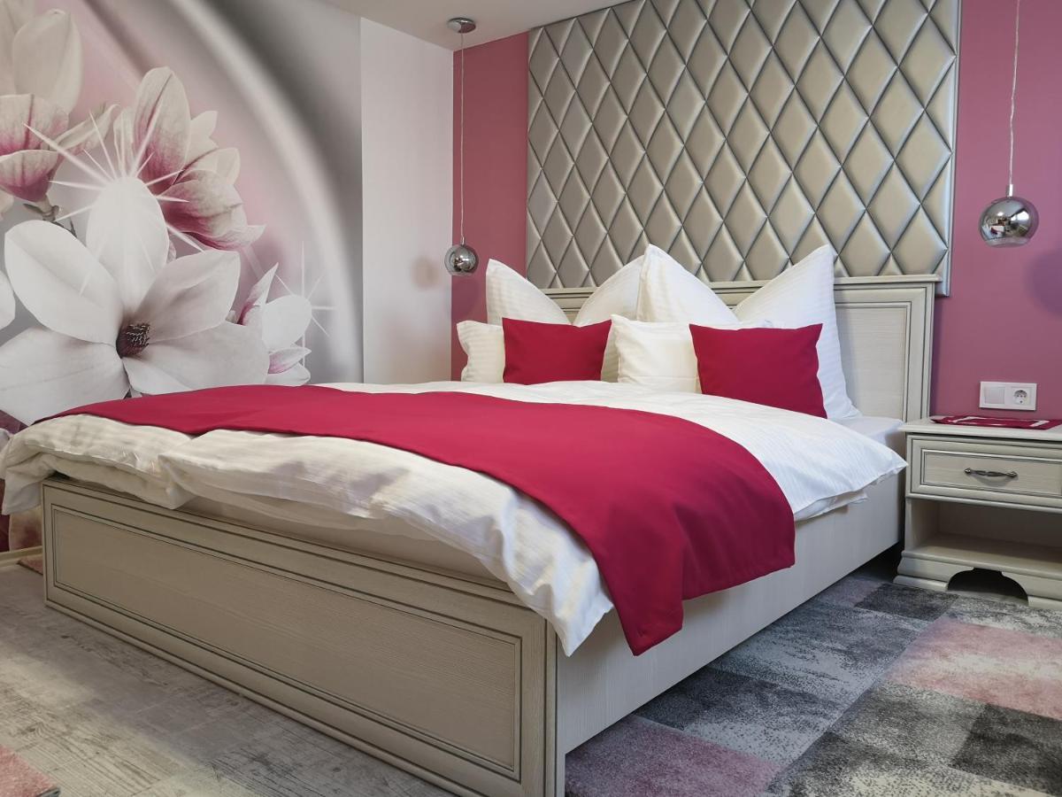 Anna Panzio Bed & Breakfast Herend Екстериор снимка