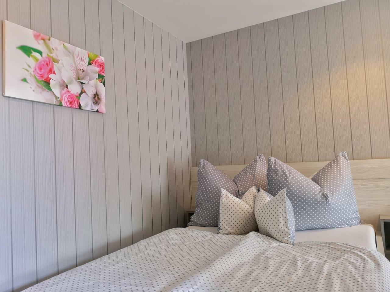 Anna Panzio Bed & Breakfast Herend Екстериор снимка